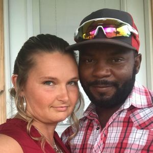 Meet your Posher, Regina